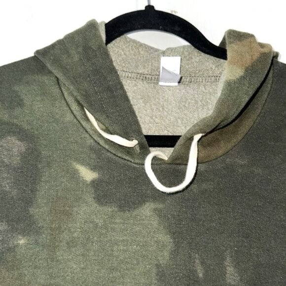 Camo Hoodie Sweatshirt With Kangaroo Pocket & Drawstring Hood - Picture 2 of 10